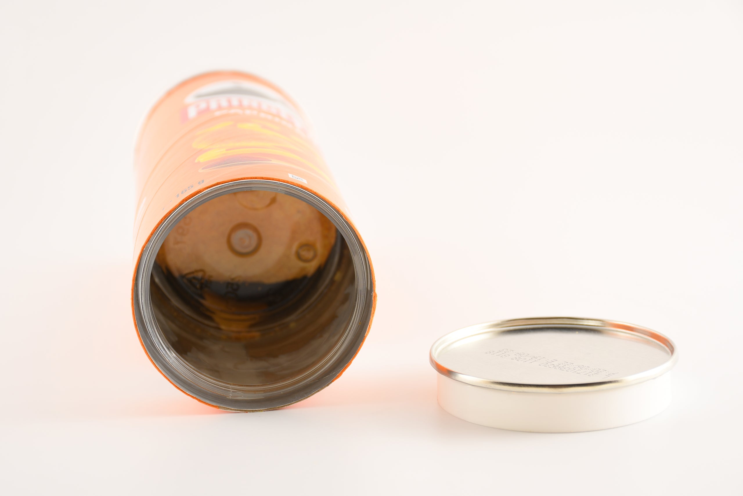 Cachette secrète dans une boîte de chips