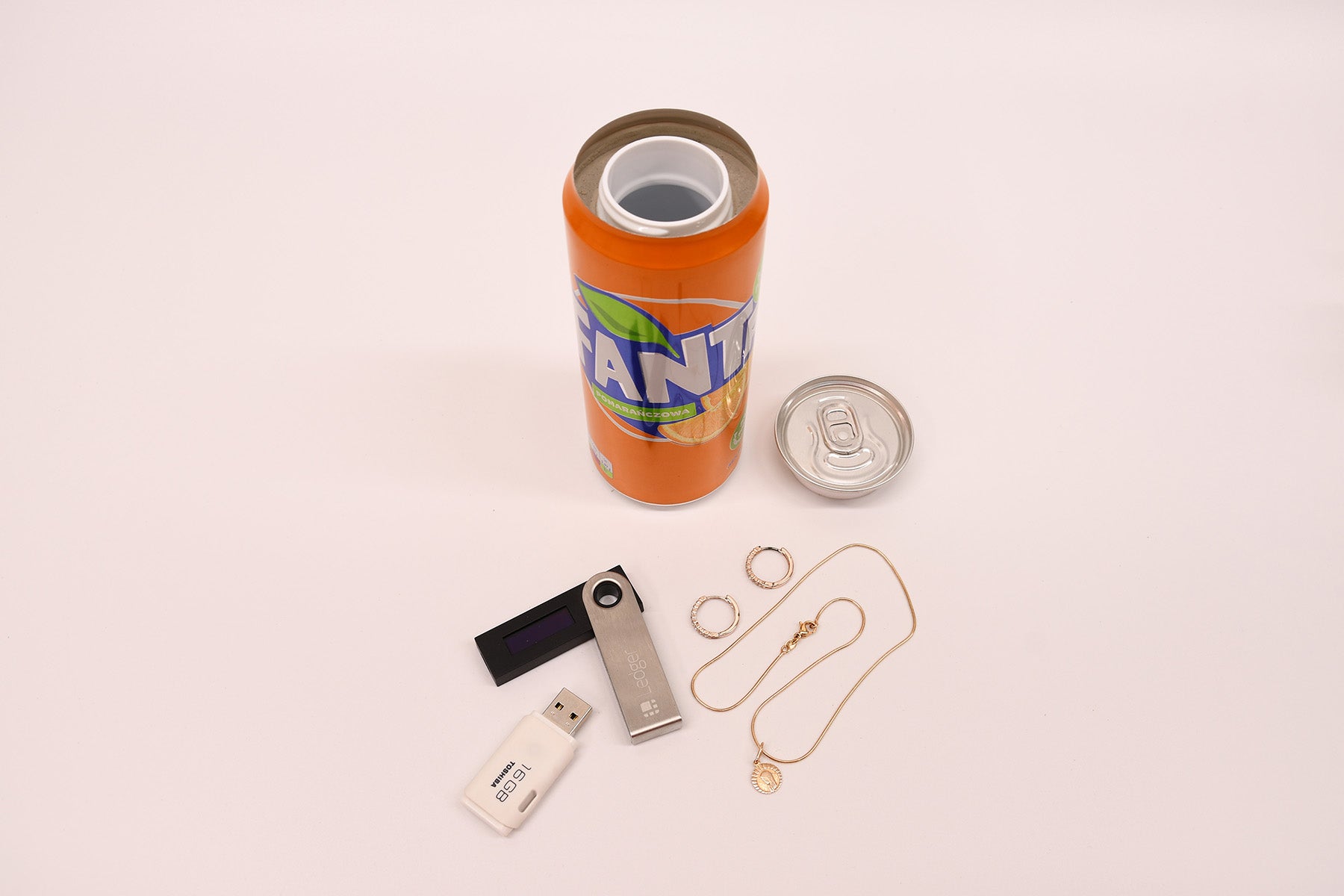 Secret Stash - Fanta 330ml